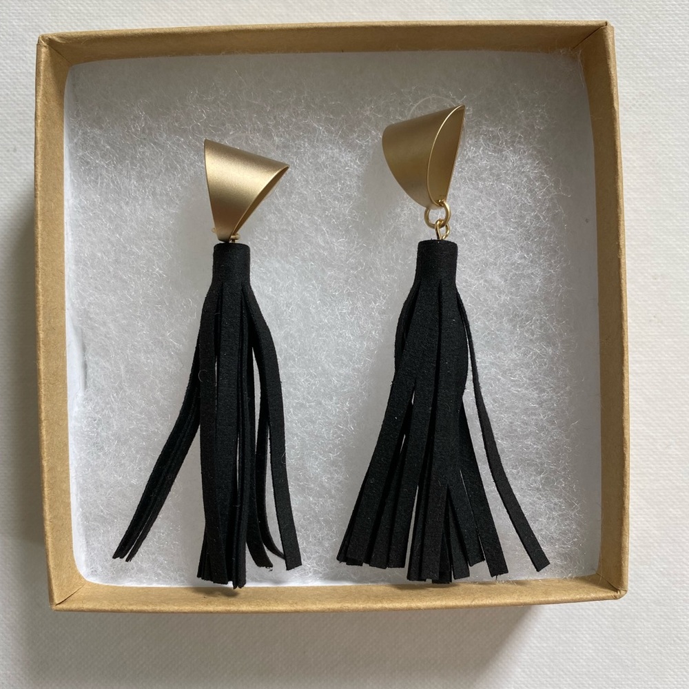 NWOT Brass and black tassel earrings